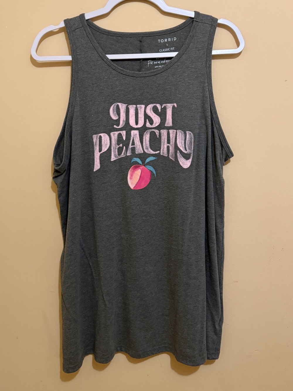 torrid Dark Gray Tank Top 'Just Peachy' Graphic